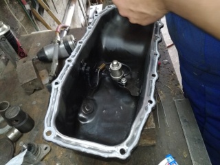 Замена прокладки поддона Skoda Fabia RS  