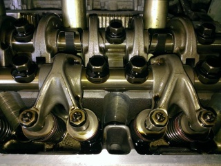 Замена гидрокомпенсаторов Skoda Fabia RS  